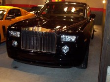 ROLLS ROYCE PHANTOM driven through traffic lanes that were being painted.