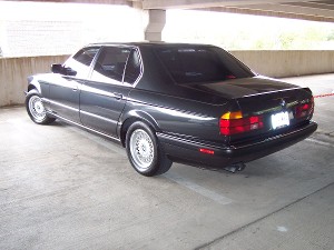 alex's 740il detailed at his garage at work.